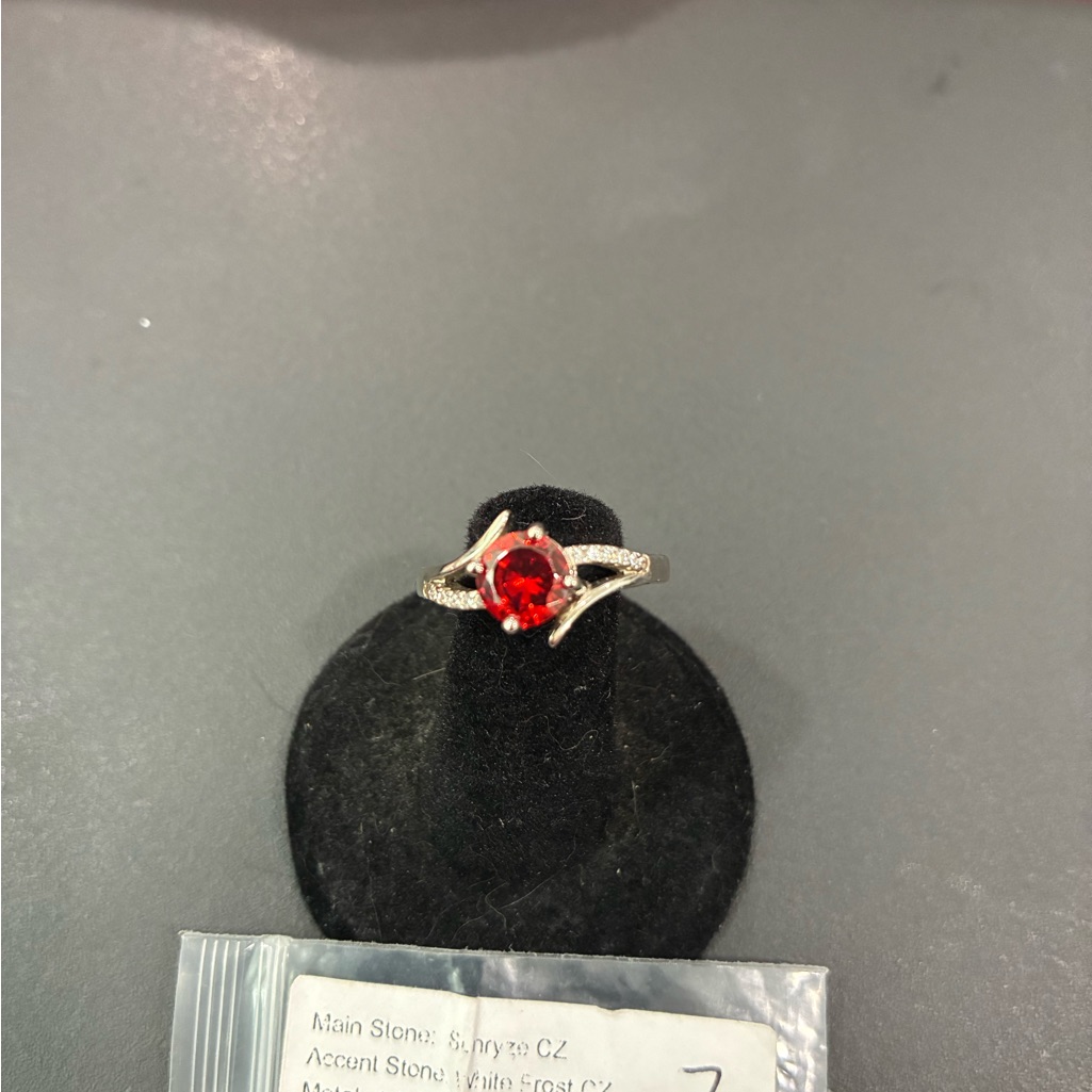 Elegant Silver And Red Gemstone Ring 20$